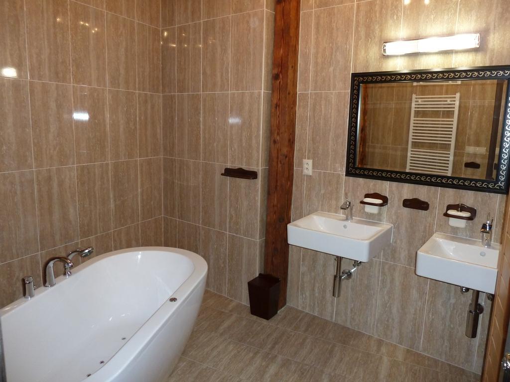 Apartmany Na Baste Левіце Екстер'єр фото