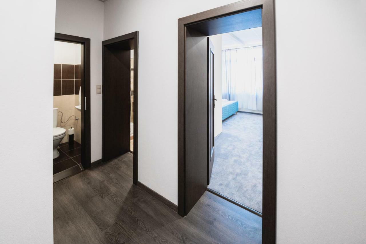 Apartmany Na Baste Левіце Екстер'єр фото